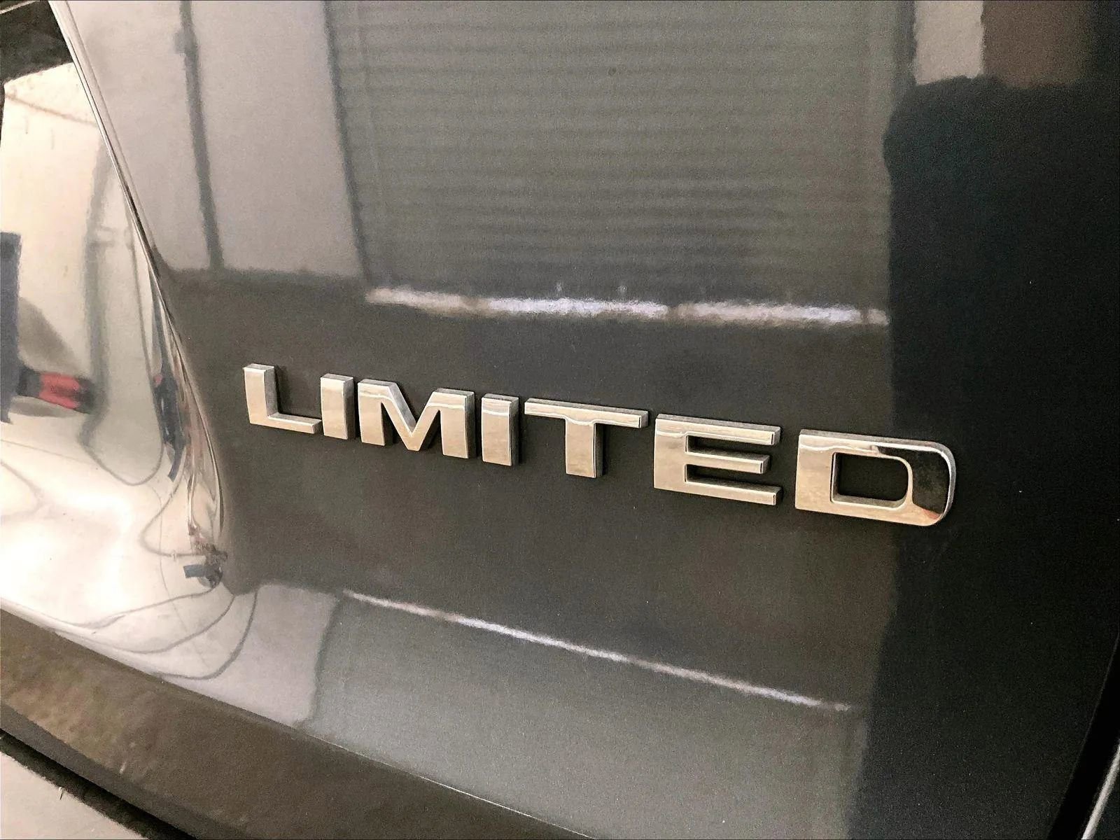 Used 2019 Jeep Cherokee Limited AWD/4WD image 13