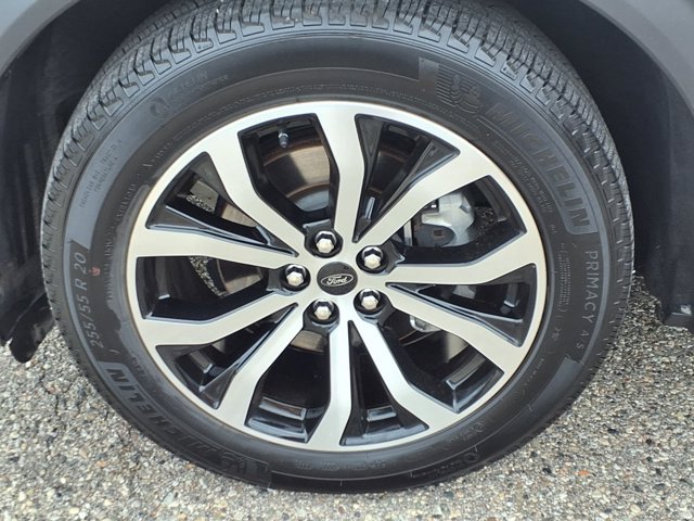 Certified 2025 Ford Explorer ST-Line AWD/4WD image 28