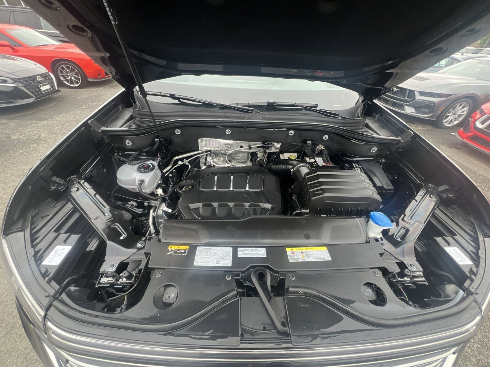 Used 2025 Volkswagen Atlas SE FWD image 35