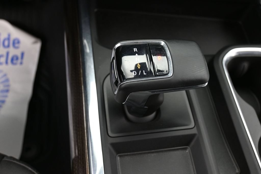 Used 2024 Chevrolet Silverado 1500 LT Trail Boss w/ Convenience Package II AWD/4WD image 13