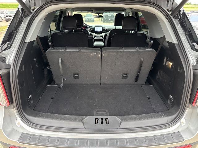 Certified 2023 Ford Explorer XLT w/ Equipment Group 202A image 10