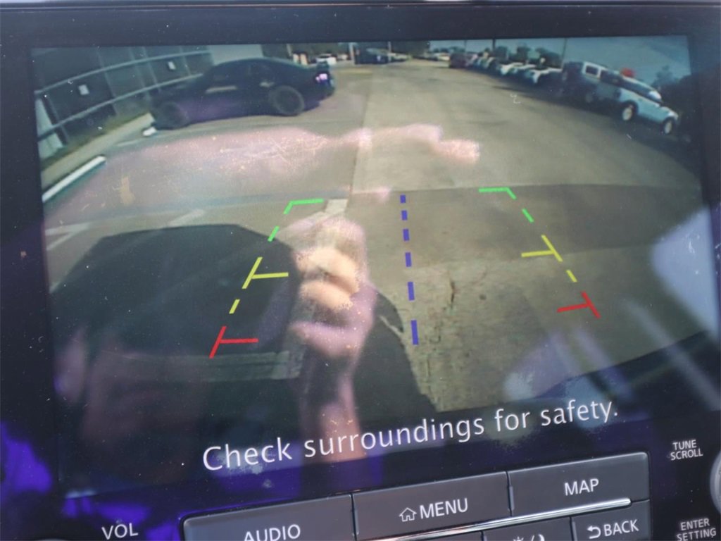 Used 2021 Nissan Titan PRO-4X w/ Off Road Protection Package image 10