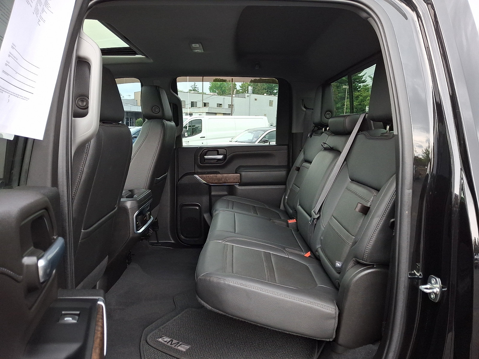 Used 2022 GMC Sierra 2500 Denali w/ Denali Ultimate Package AWD/4WD image 10