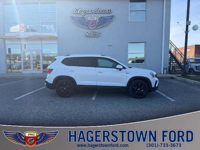 Used 2023 Volkswagen Taos SE AWD/4WD image 6