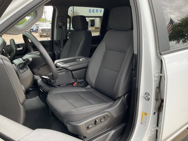 Used 2025 Chevrolet Silverado 2500 Custom w/ Custom Value Package AWD/4WD image 8