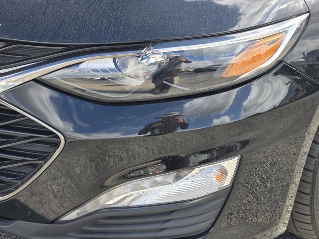 Used 2022 Chevrolet Malibu LT w/ Leather Package image 9