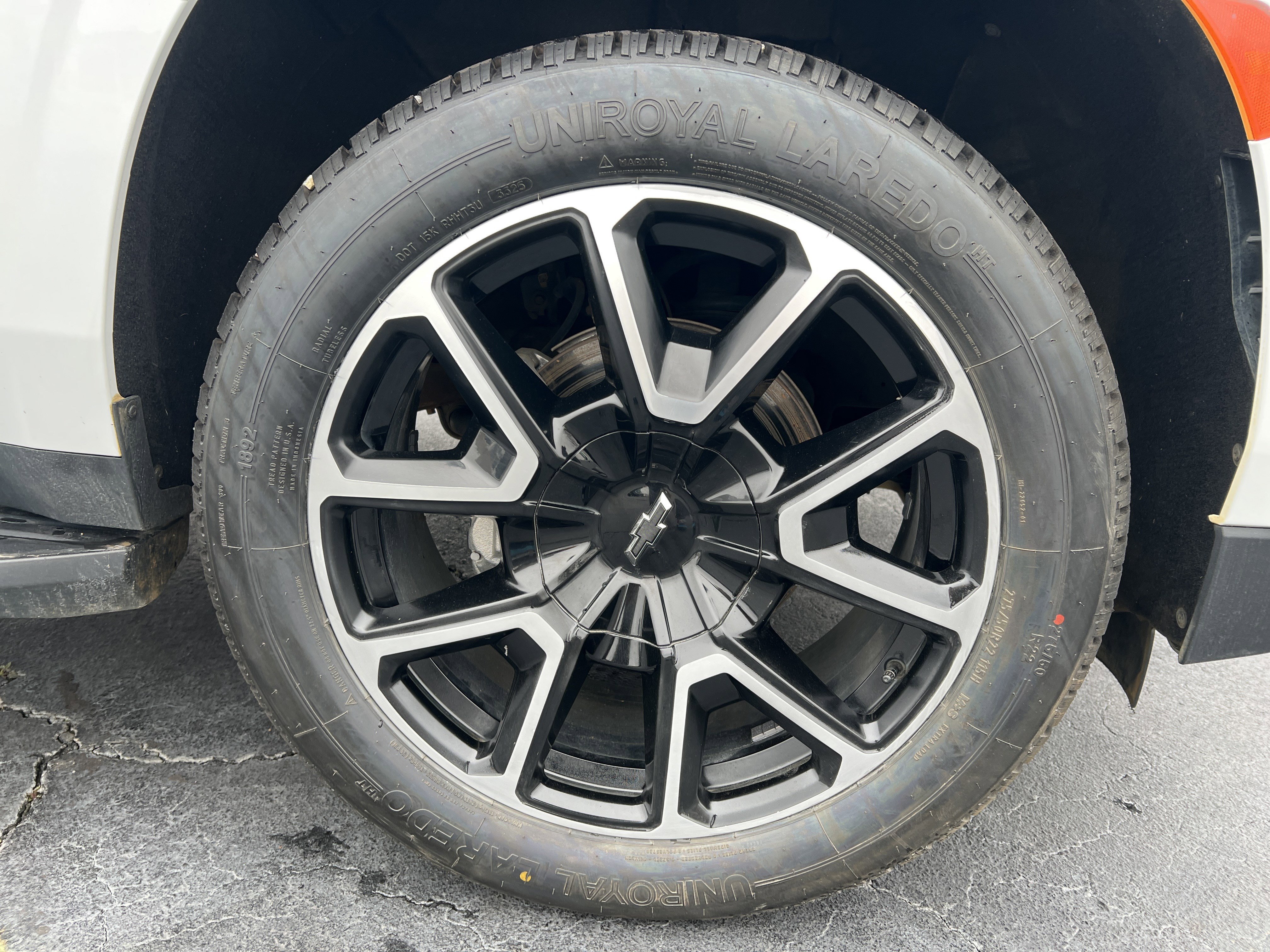 Used 2021 Chevrolet Suburban RST image 15