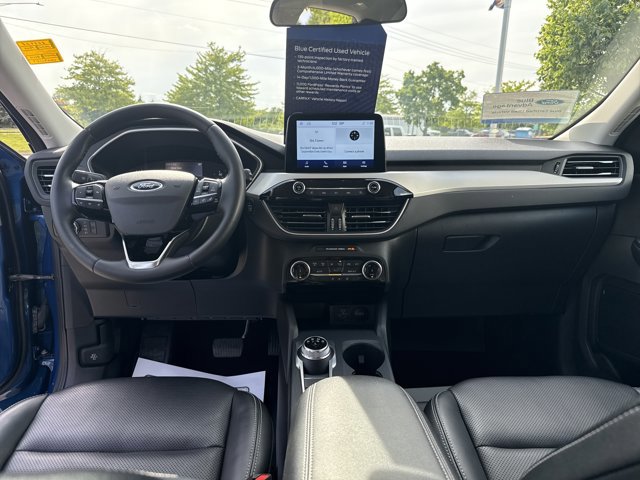 Certified 2022 Ford Escape SEL AWD/4WD image 10