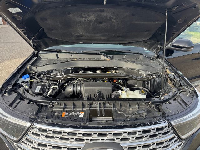 Certified 2022 Ford Explorer Limited w/ Limited Technology Package AWD/4WD image 22