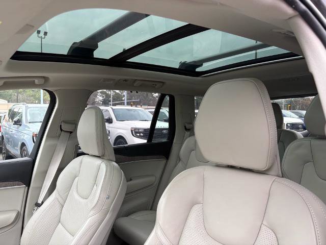 Used 2023 Volvo XC90 B6 Ultimate w/ Protection Package image 16