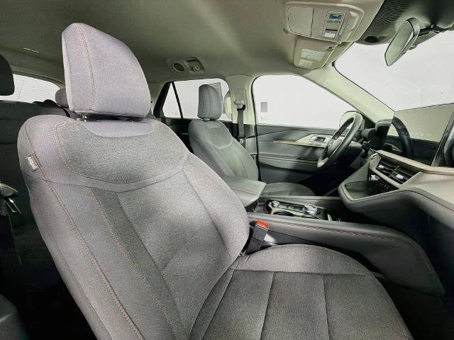 Certified 2025 Ford Explorer Active AWD/4WD image 28