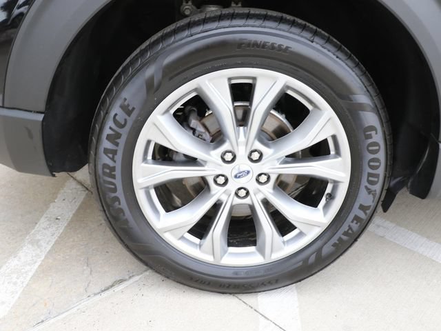 Certified 2023 Ford Explorer XLT w/ Equipment Group 202A AWD/4WD image 8