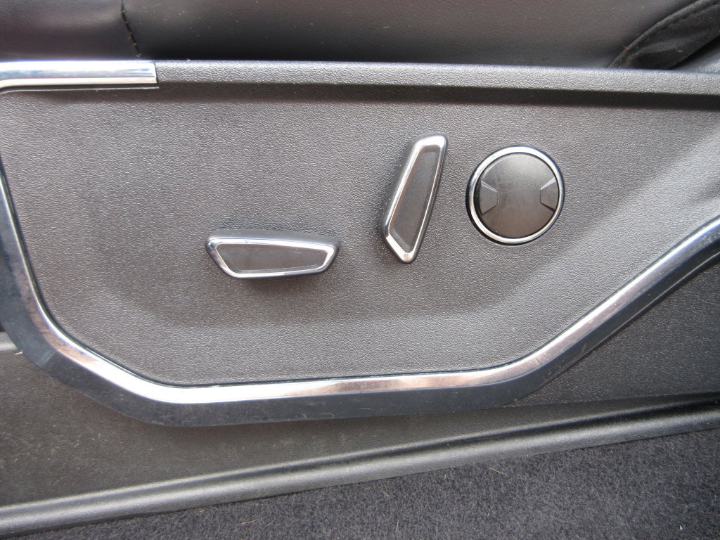 Certified 2023 Ford F150 Lightning Platinum AWD/4WD image 13