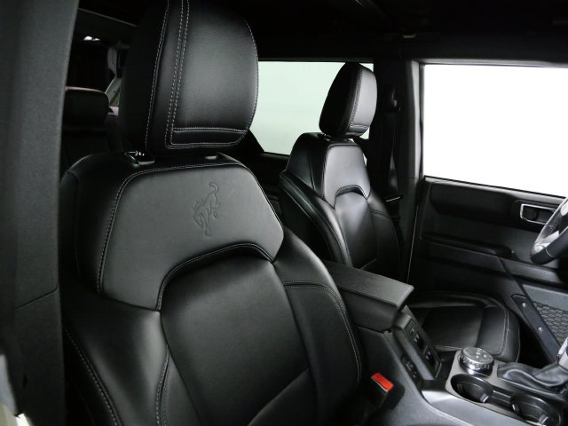 Certified 2025 Ford Bronco Outer Banks AWD/4WD image 11