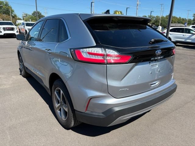 Certified 2024 Ford Edge SEL w/ Convenience Package AWD/4WD image 3