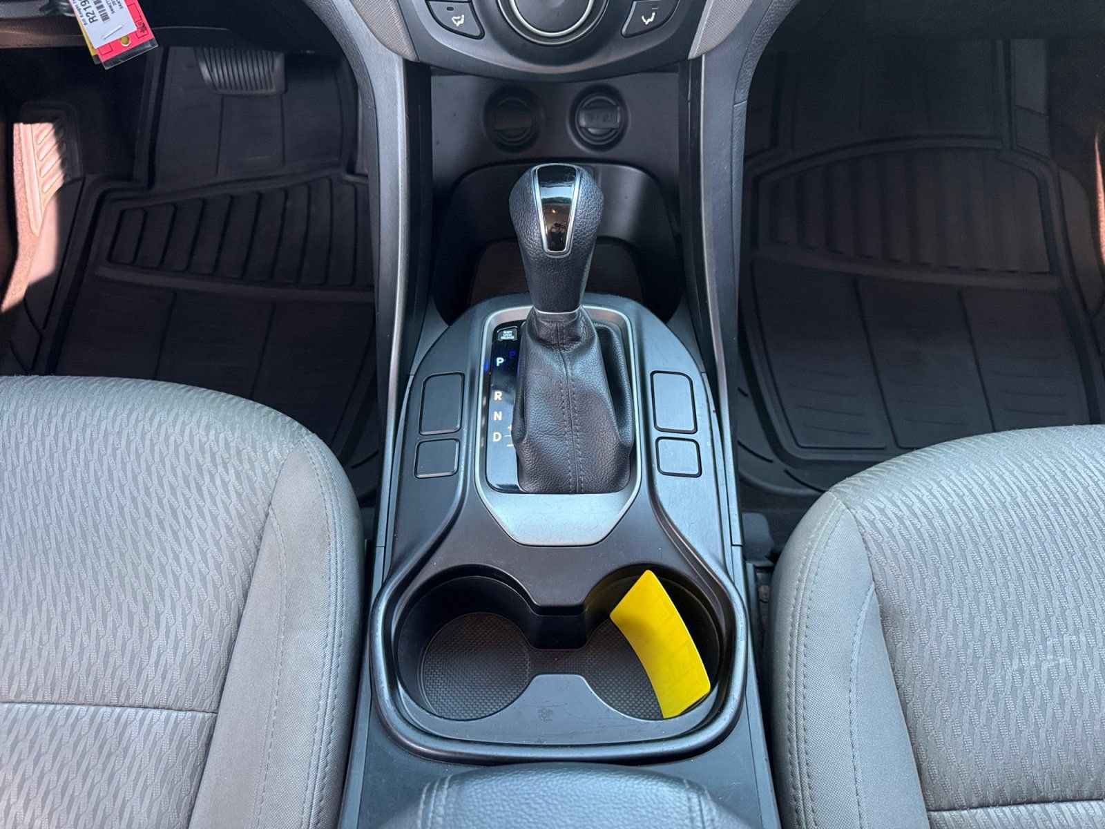 Used 2018 Hyundai Santa Fe Sport FWD image 11