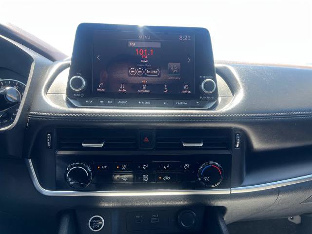 Used 2022 Nissan Rogue S FWD image 19
