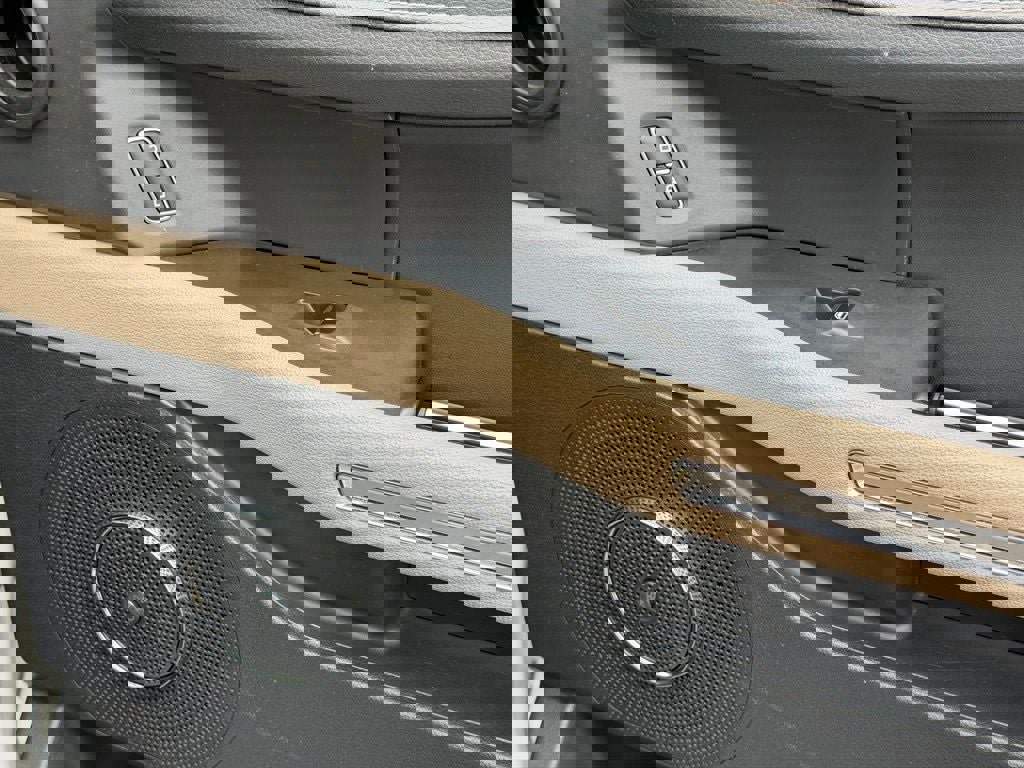 Certified 2024 Ford Expedition Max Limited image 20