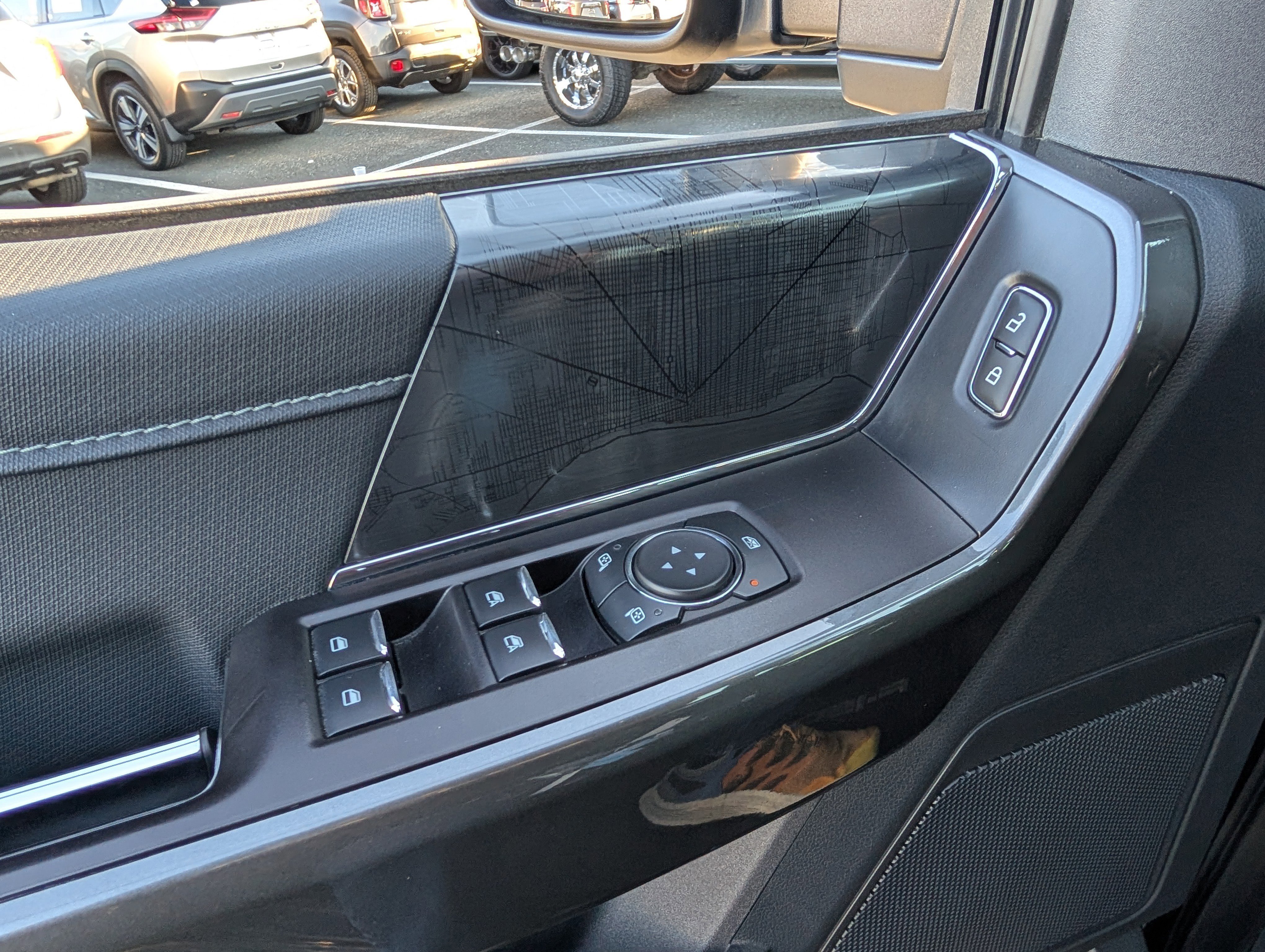 Certified 2022 Ford F150 XLT w/ Equipment Group 302A High image 19