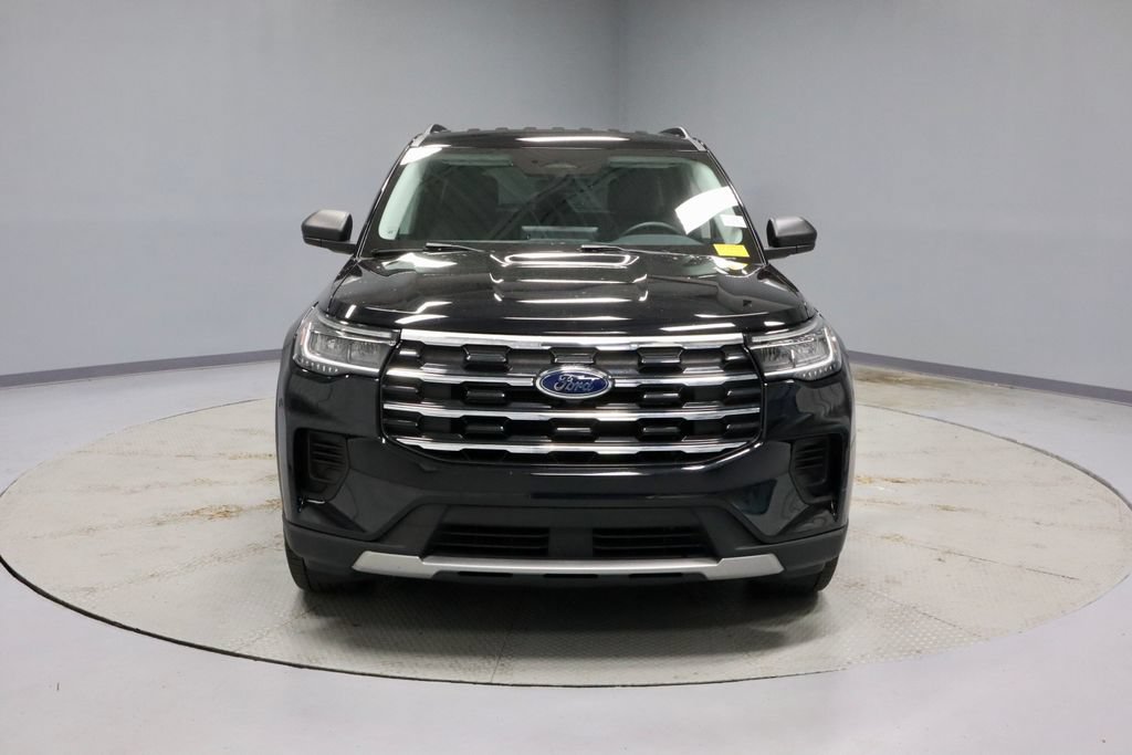 Certified 2025 Ford Explorer Active AWD/4WD image 6