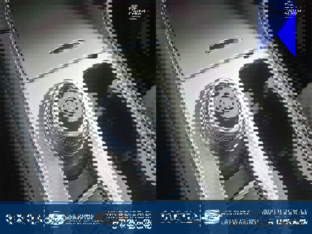 Certified 2022 Ford Explorer XLT image 16