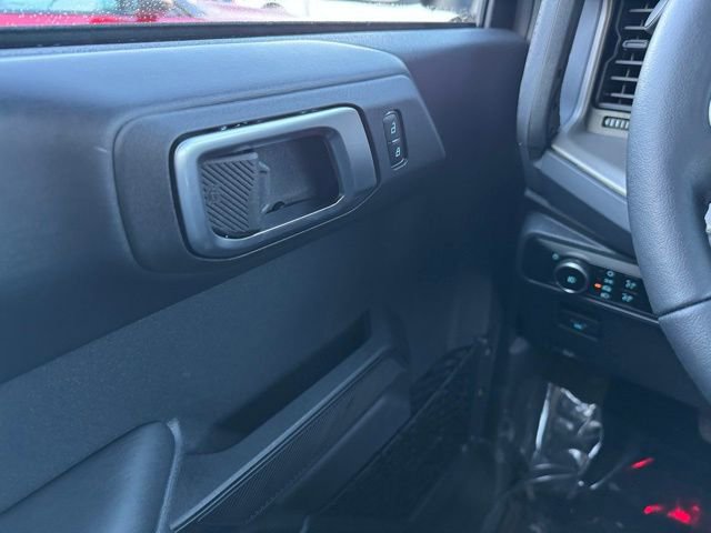 Certified 2025 Ford Bronco Outer Banks AWD/4WD image 31