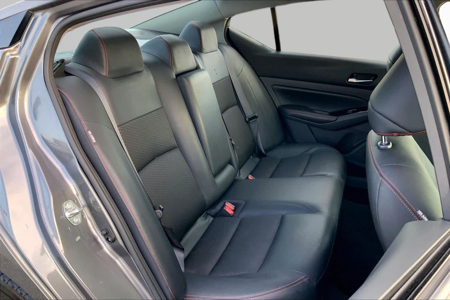 Used 2024 Nissan Altima 2.5 SR FWD image 18