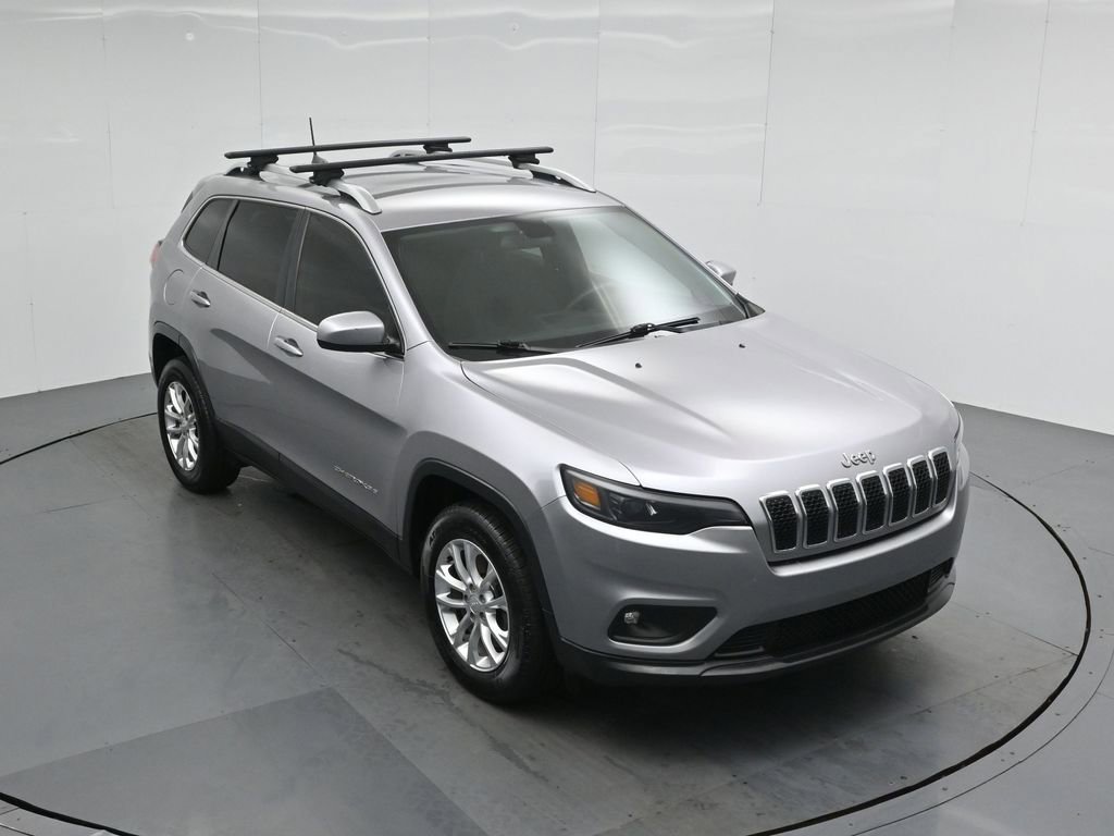 Used 2019 Jeep Cherokee Latitude w/ Popular Appearance Group AWD/4WD image 34