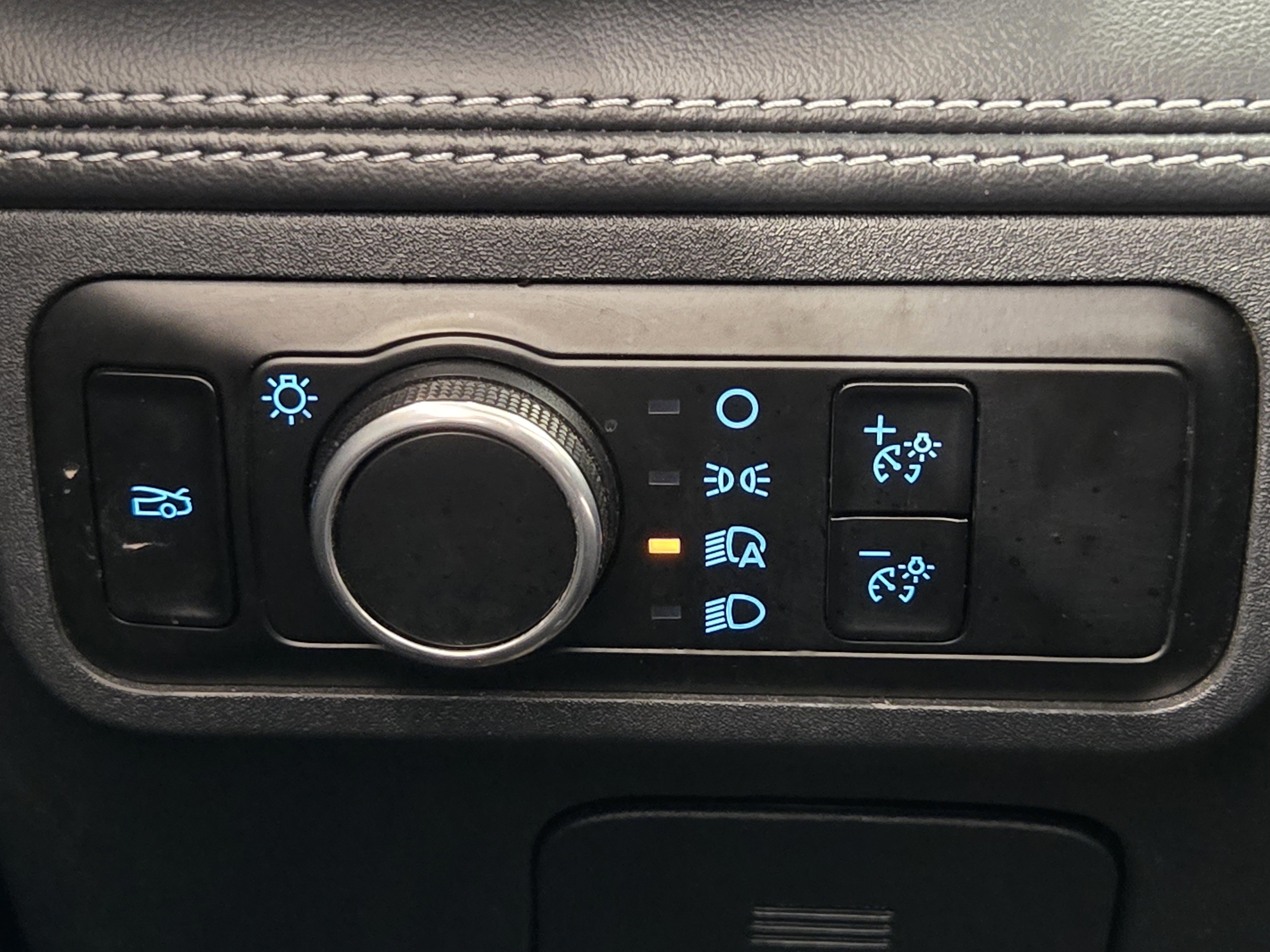 Certified 2024 Ford Mustang Premium image 22