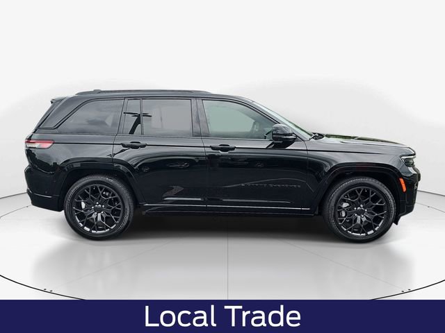 Used 2025 Jeep Grand Cherokee Summit w/ Obsidian Package AWD/4WD image 3