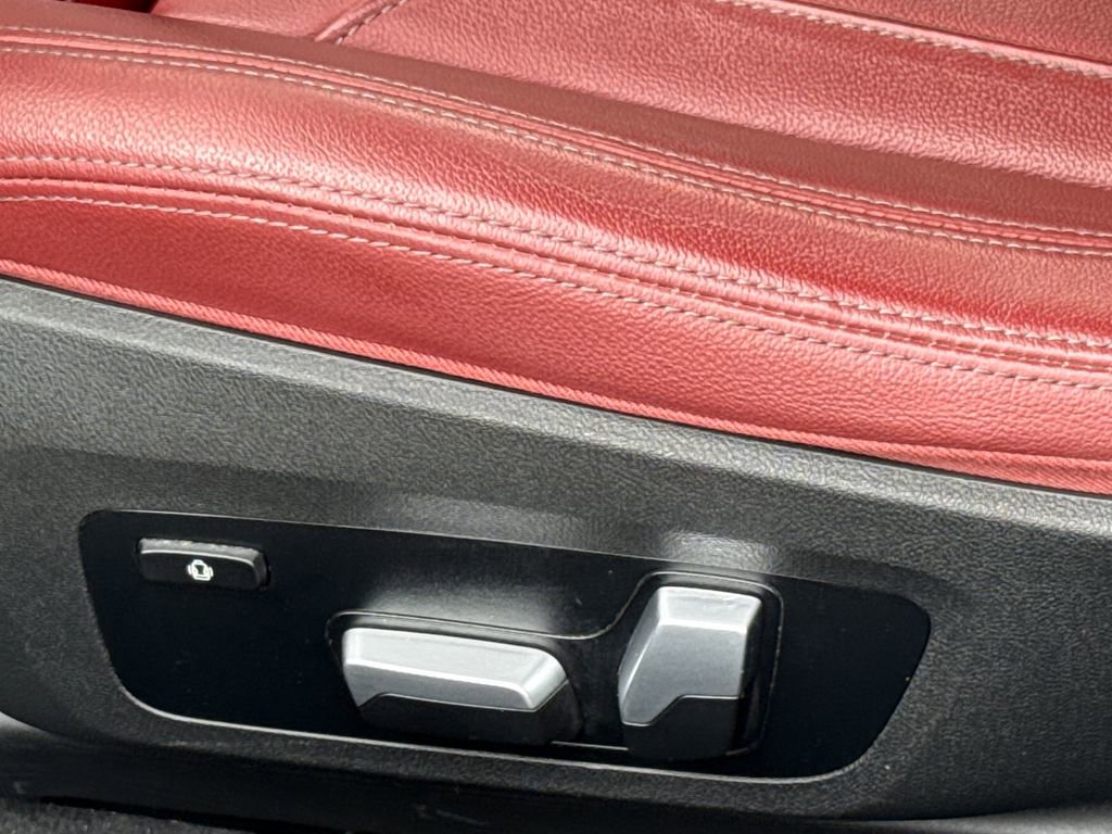 Used 2023 BMW 230i Coupe w/ Convenience Package image 25