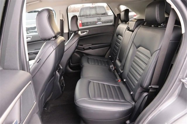 Certified 2024 Ford Edge SEL image 9