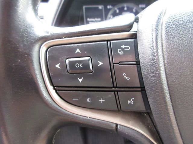 Used 2022 Lexus UX 200 w/ Accessory Package (Z1) image 16