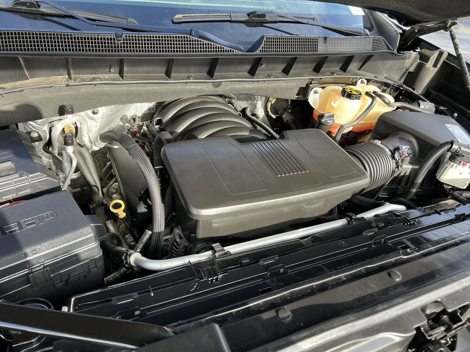 Used 2019 Chevrolet Silverado 1500 High Country w/ Z71 Off-Road Package image 28