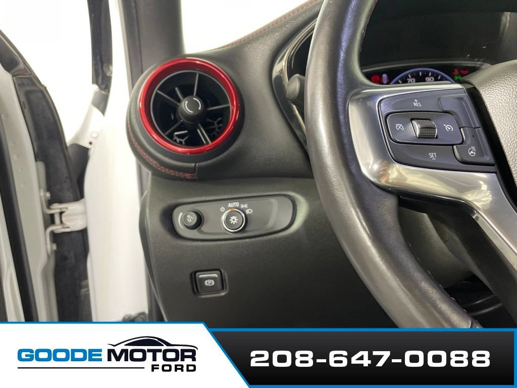 Used 2019 Chevrolet Blazer RS FWD image 13