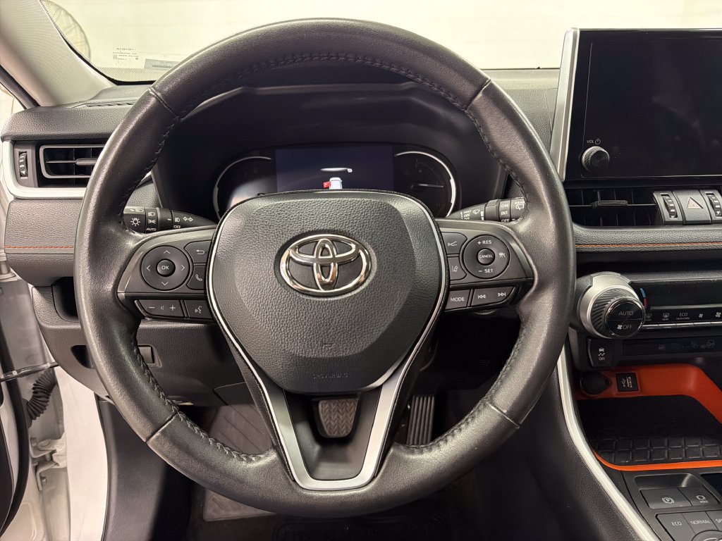Used 2024 Toyota RAV4 Adventure AWD/4WD image 18