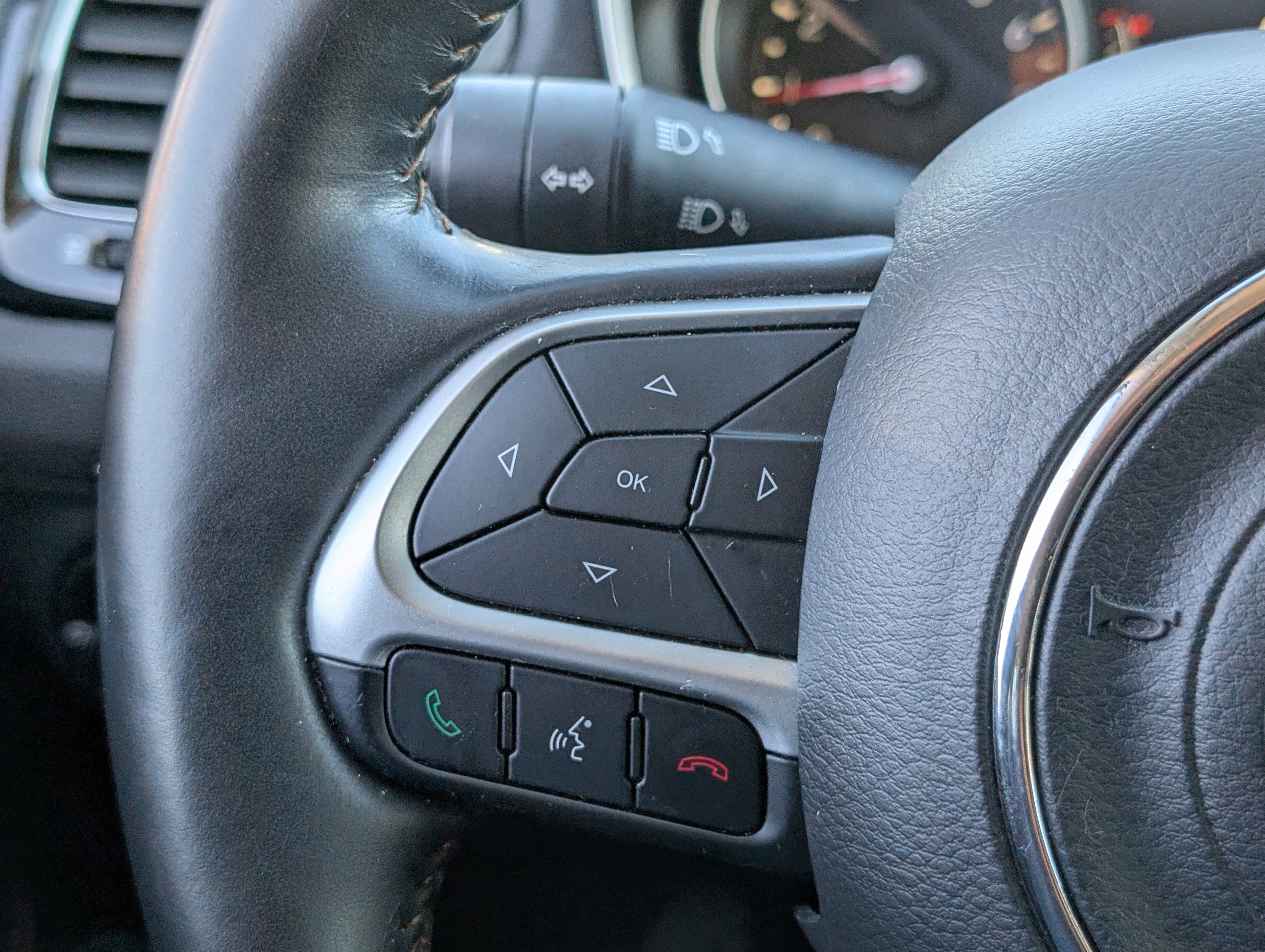 Used 2018 Jeep Compass Limited w/ Safe & Security Group image 23