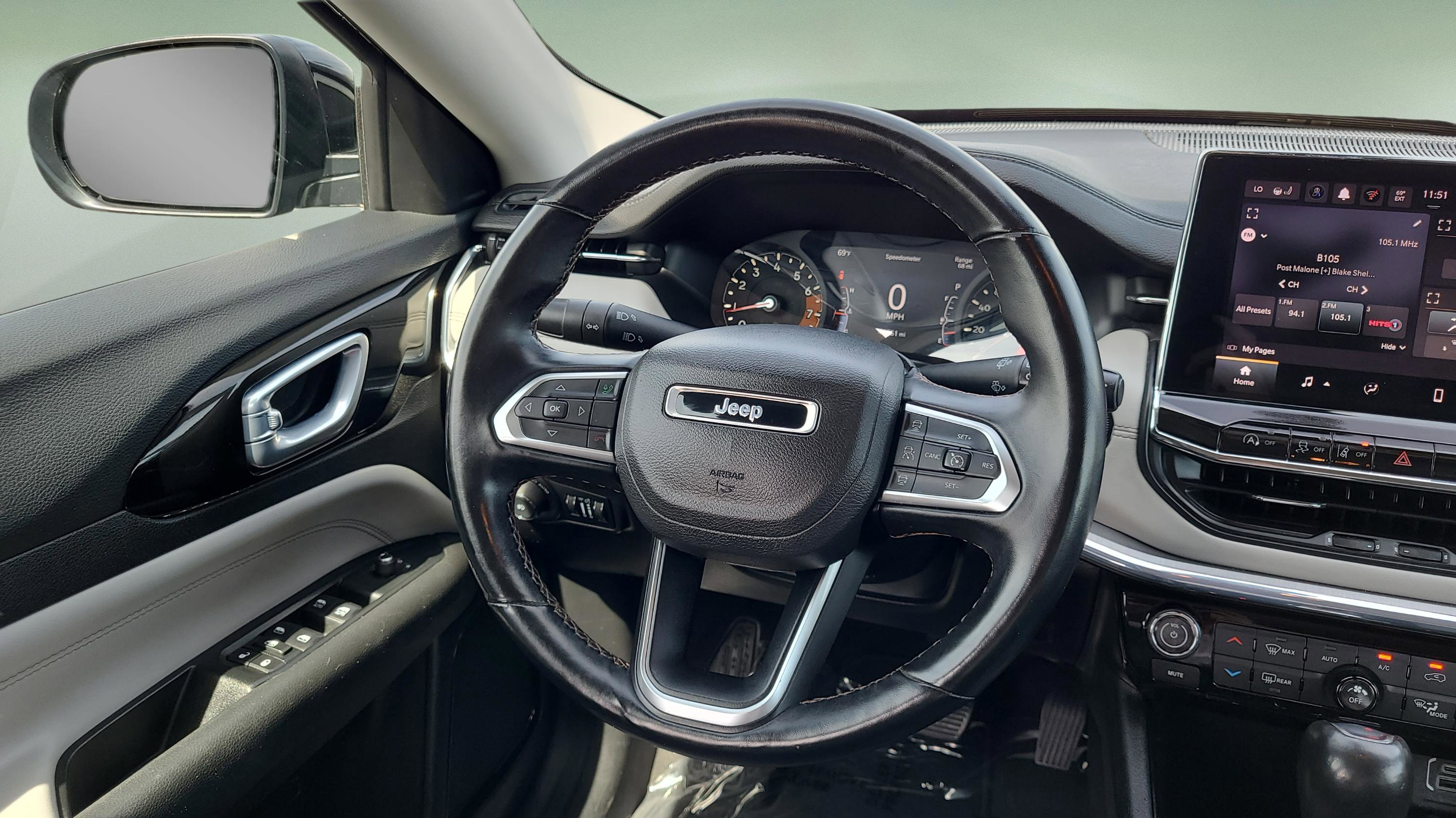 Used 2022 Jeep Compass Limited AWD/4WD image 12