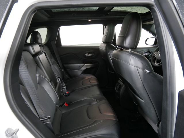 Used 2021 Jeep Cherokee Latitude Lux 80th Anniv w/ Quick Order Package 26U 80TH image 12