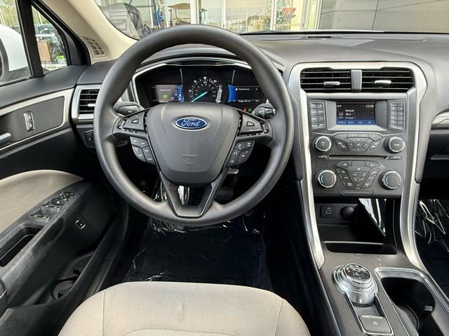 Certified 2018 Ford Fusion S FWD image 21