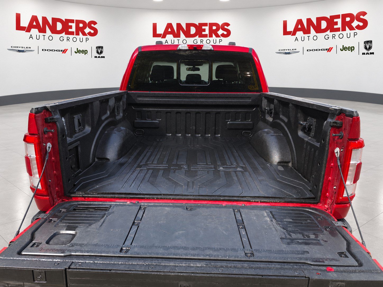 Certified 2022 Ford F150 Lariat w/ Equipment Group 502A High AWD/4WD image 5