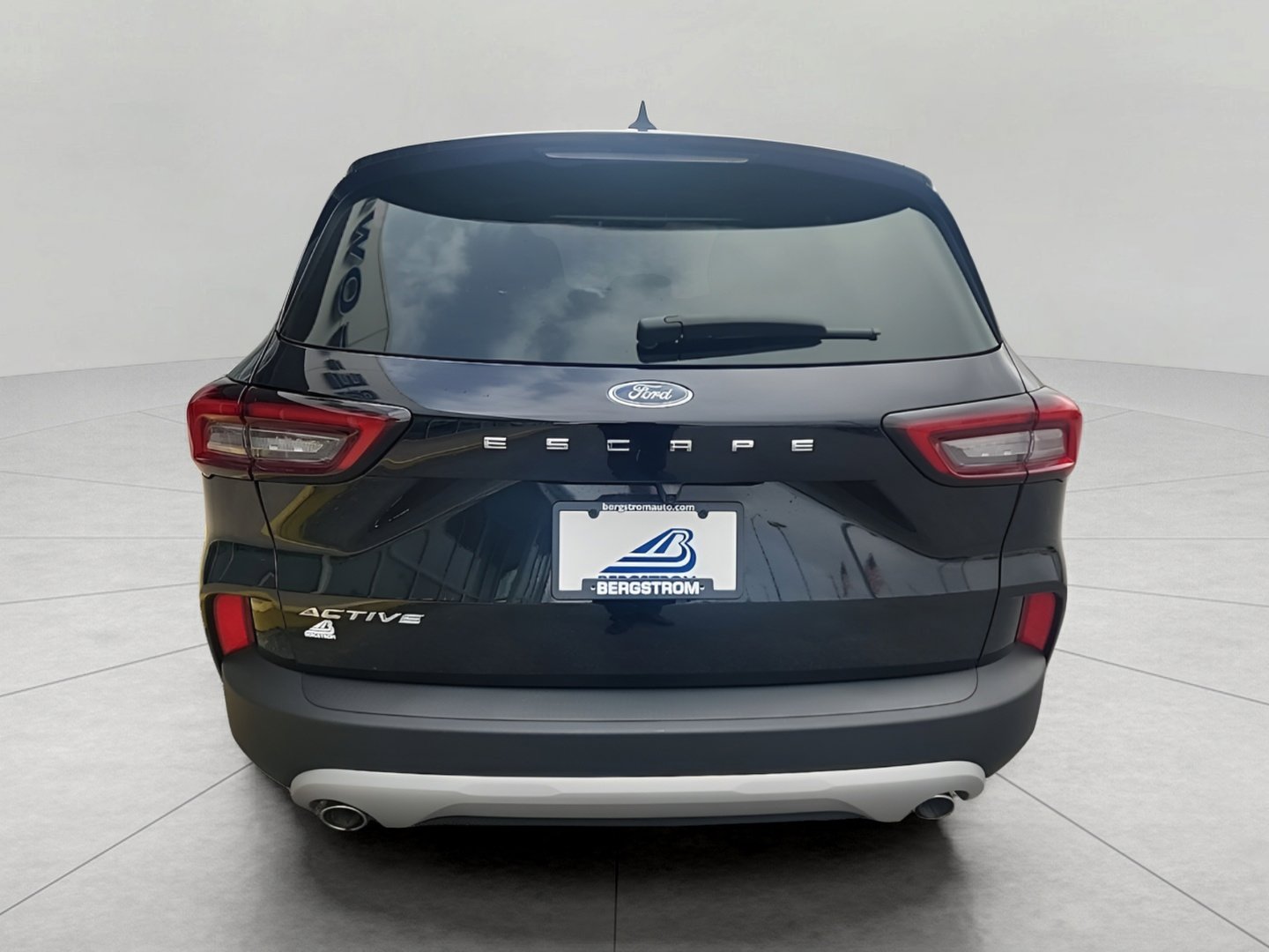 Certified 2023 Ford Escape Active w/ Cold Weather Package image 8