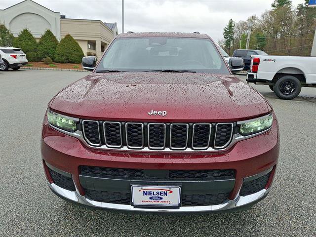 Used 2022 Jeep Grand Cherokee L Limited AWD/4WD image 29