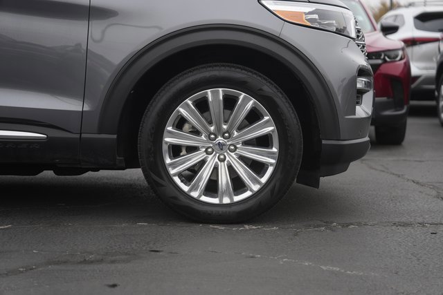 Certified 2022 Ford Explorer Limited w/ Equipment Group 301A image 7