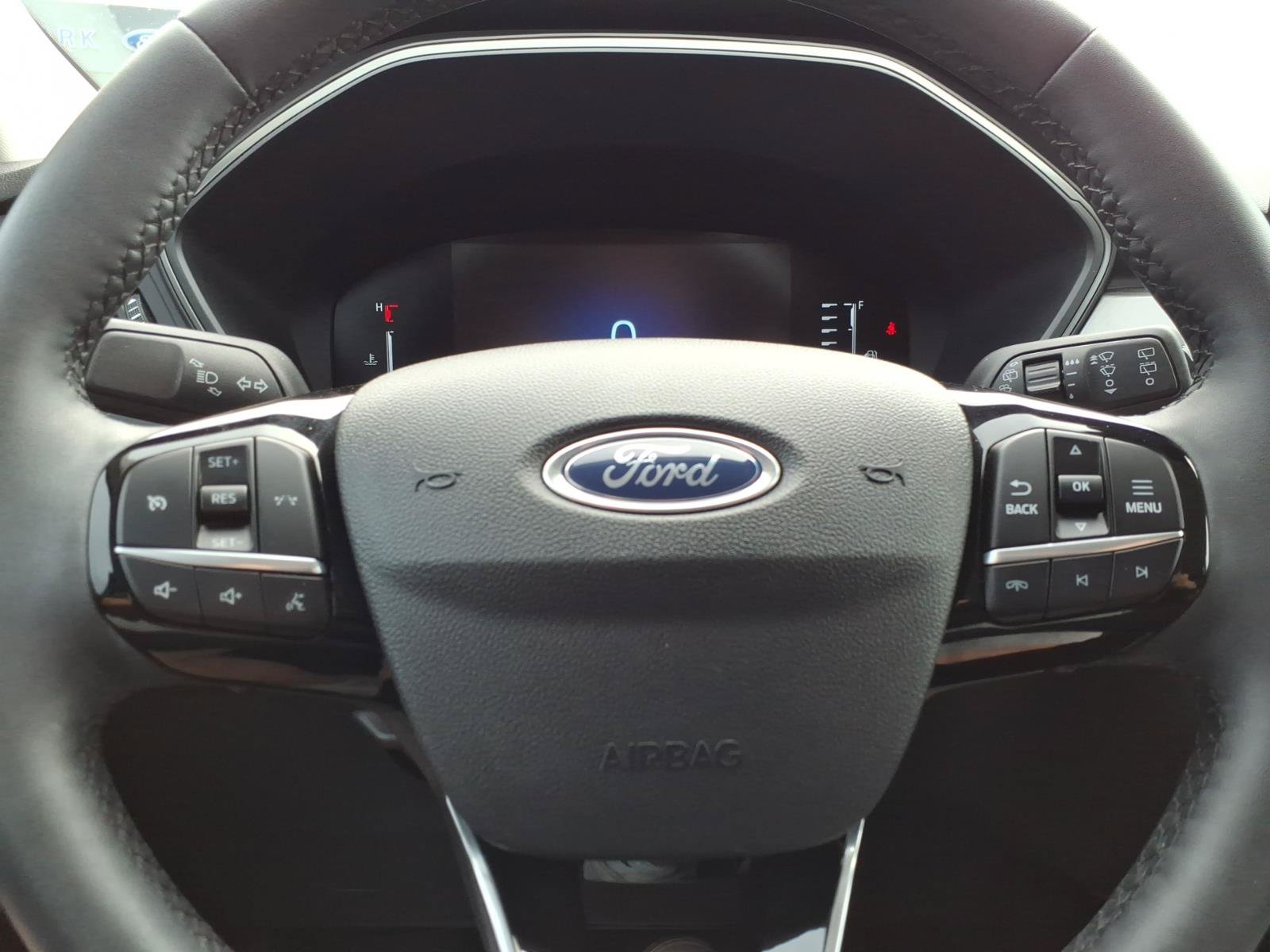 Certified 2023 Ford Escape Active AWD/4WD image 23