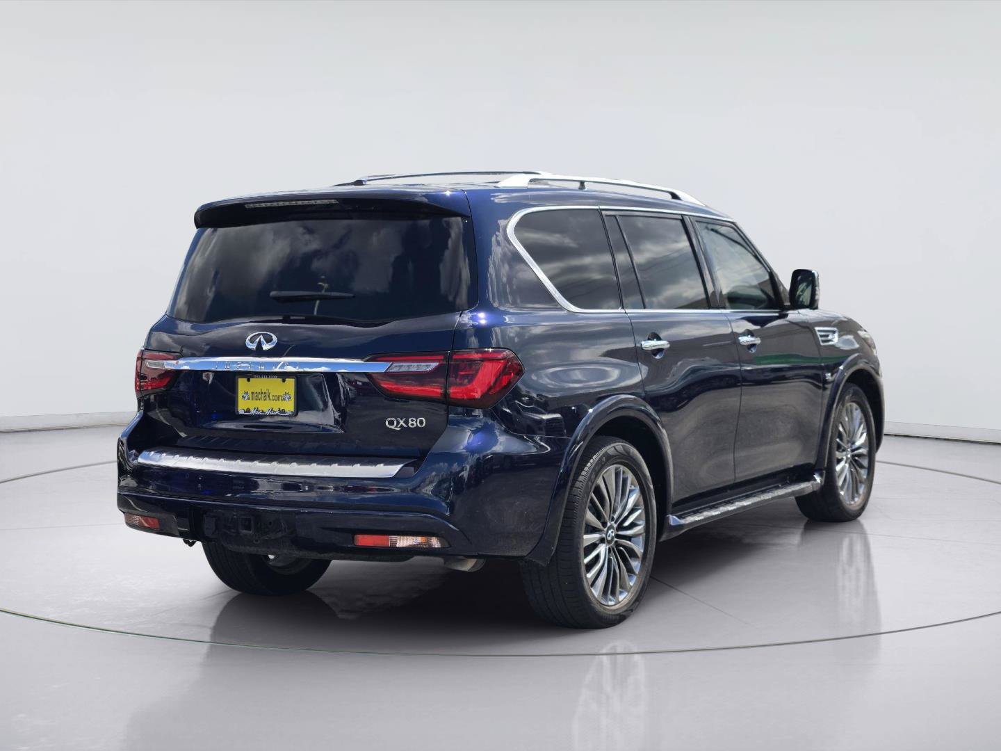 Used 2019 INFINITI QX80 Luxe w/ Proactive Package AWD/4WD image 8