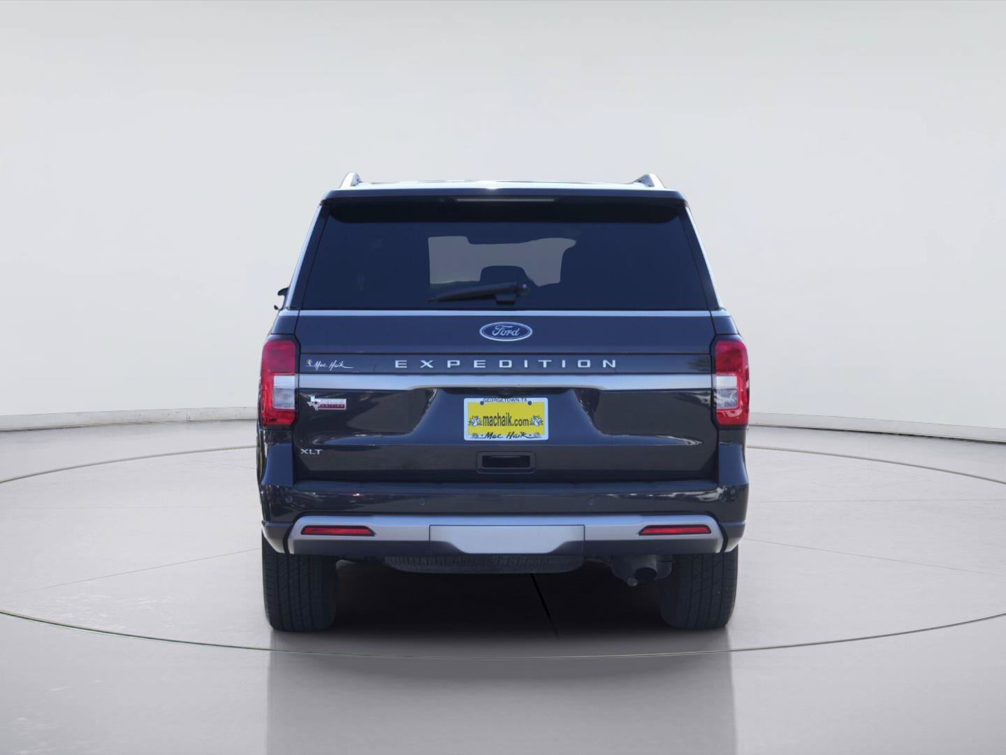 Certified 2022 Ford Expedition XLT RWD image 7