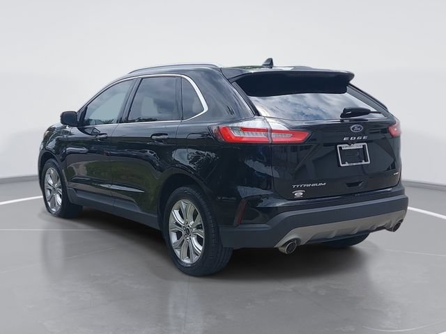 Certified 2023 Ford Edge Titanium AWD/4WD image 5