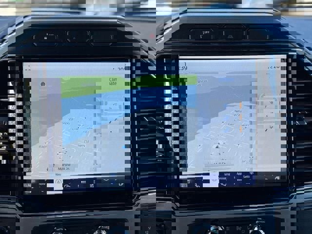 Certified 2022 Ford F250 Lariat w/ Snow Plow Prep Package image 22