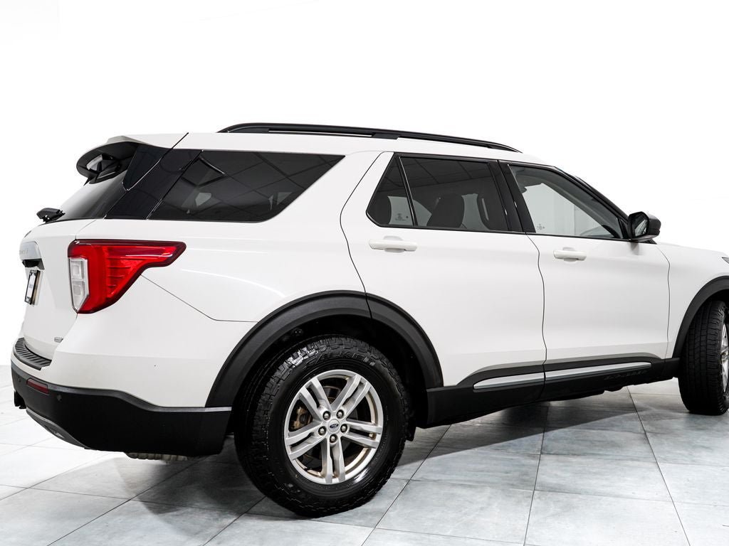 Certified 2020 Ford Explorer XLT w/ Equipment Group 202A AWD/4WD image 7